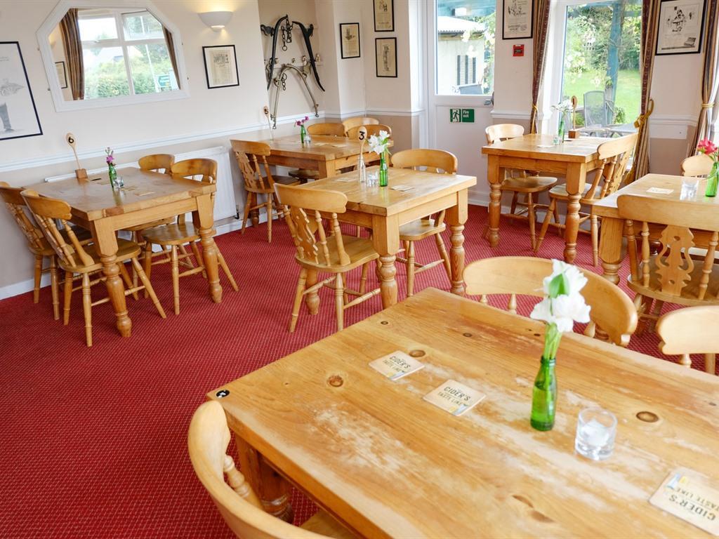 The Trout Inn Beulah Екстер'єр фото